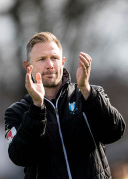 Malmö FFs tränare Magnus Pehrsson tackar publiken