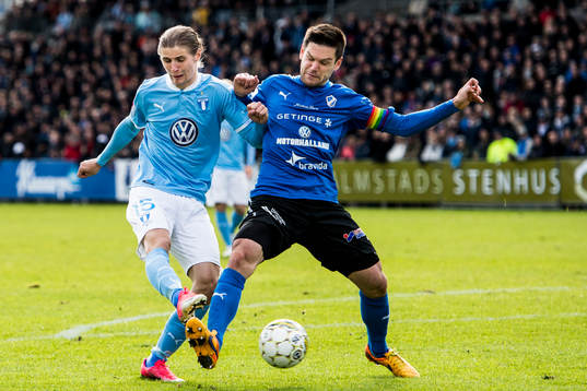 Malmö FFs Pawel Cibicki och Halmstads Ivo Pekalski