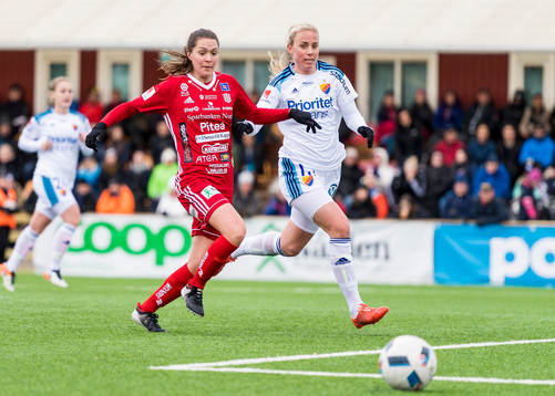 Piteås Felicia Karlsson och Djurgårdens Petronella Ekroth