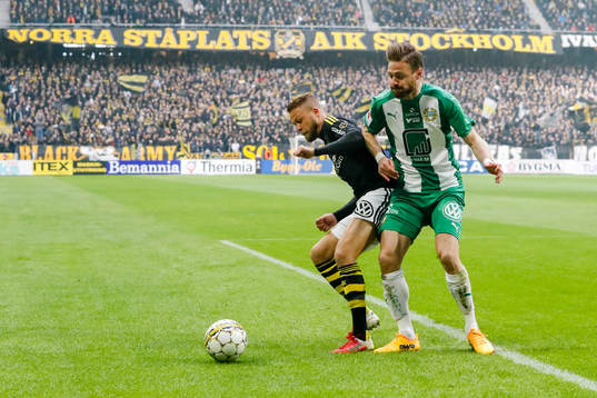 s Daniel Sundgren och Hammarbys Arnór Smárason
