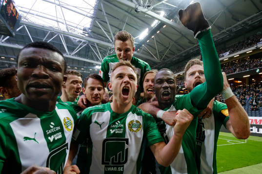 Hammarbys Joseph Aidoo , Mats Solheim Pa Amat Dibba och