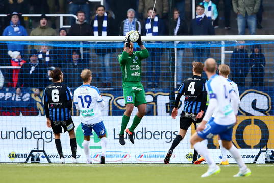 Sirius målvakt Joshua Wicks