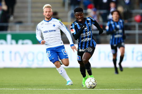 Sirius Kingsley Sarfo och Norrköpings Nicklas Bärkroth