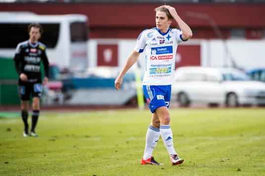 Luleås Sebastian Sandlund deppar