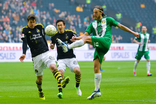 s Stefan Ishizaki och Sauli Väisänen