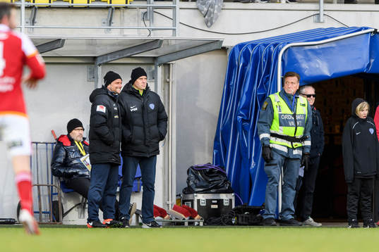 Falkenbergs assisterande tränare Jonas Axeldal och