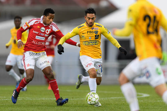 Degerfors Mihlali Mayambela och Falkenbergs Amin Nazari