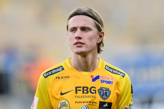 Falkenbergs Viktor Götesson före fotbollsmatchen i