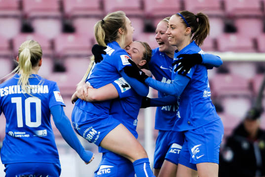Bläddra bland fler bilder av Fotboll, Damallsvenskan, Eskilstuna United - Hammarby