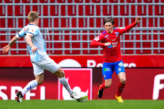 Helsingborgs Max Svensson och Gefles Martin Rauschenberg