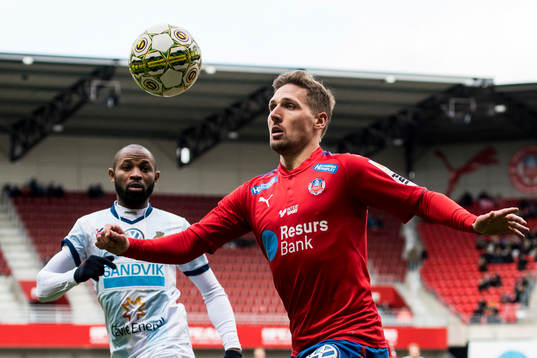 Helsingborgs Martin Christensen och Gefles René Makondele
