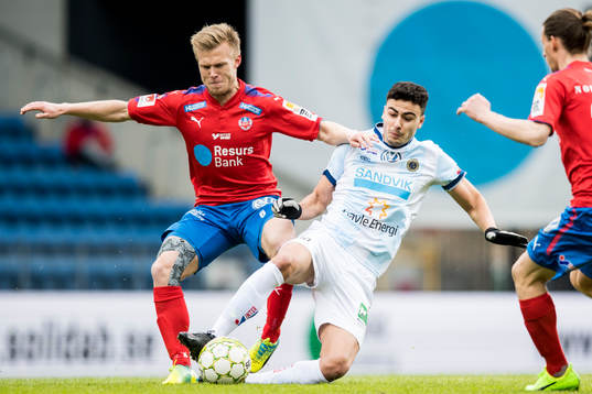 Gefles Deniz Hümmet och Helsingborgs Andreas Landgren