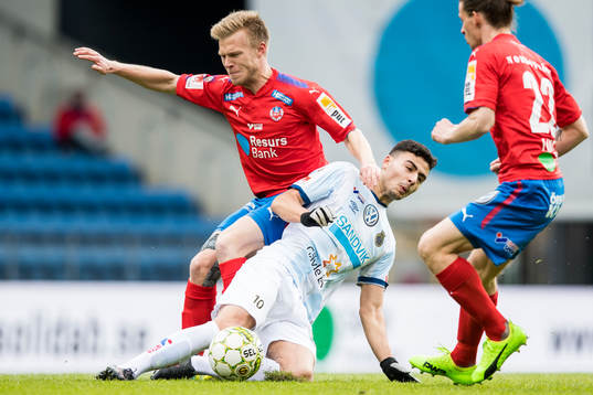 Gefles Deniz Hümmet och Helsingborgs Andreas Landgren