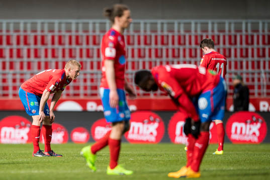 Helsingborgs Peter Larsson och Jesper Lange deppar