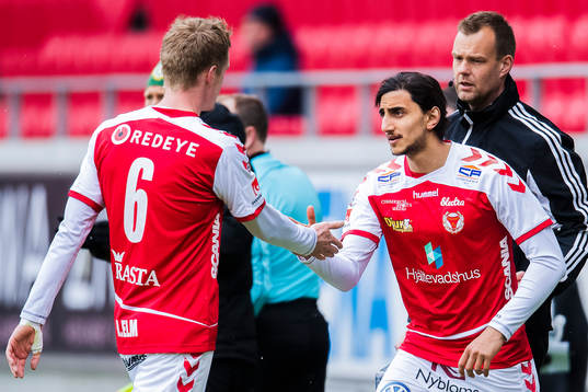 Kalmars Rasmus Elm byts ut mot Mahmoud Eid