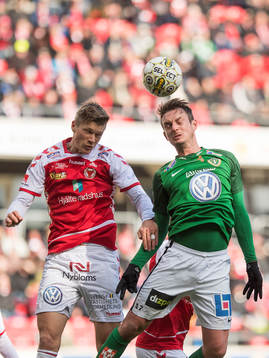 Kalmars Viktor Elm och Jönköpings Daryl Smylie