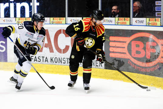 s Lawrence Pilut och Brynäs Daniel Paille