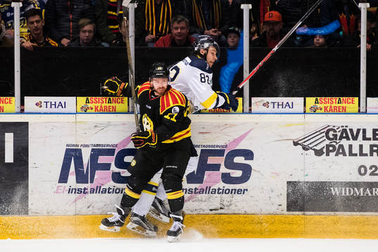 s Kevin Stenlund