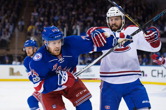 Rangers Oscar Lindberg och Canadiens Shea Weber
