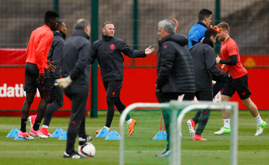 Fotboll, Träning Britain Football Soccer - Manchester