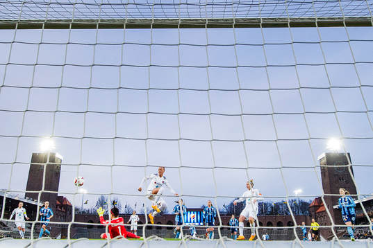 Rosengårds Sanne Troelsgaard Nielsen utmanar Djurgårdens