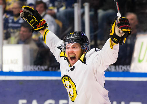 Brynäs Jacob Blomqvist jublar