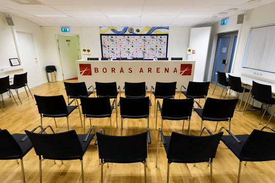 Interiör på Borås arenas pressrum