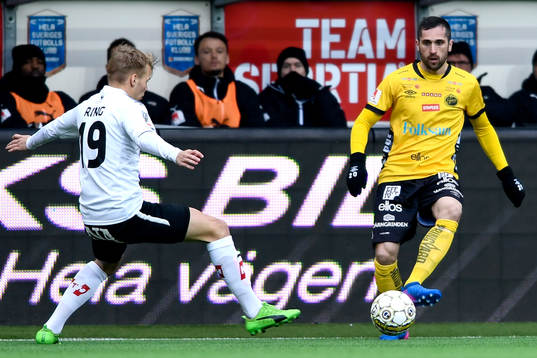 Elfsborgs Emir Bajrami och Örebros Sebastian Ring