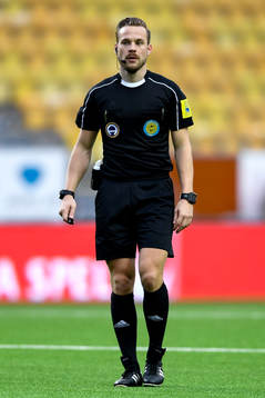 Domare Kristoffer Karlsson