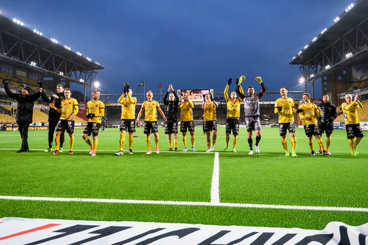 Elfsborgs spelare tackar publiken