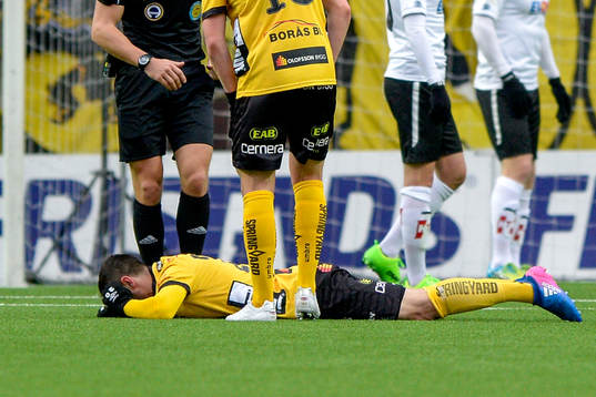 Elfsborgs Emir Bajrami får utgå skadad