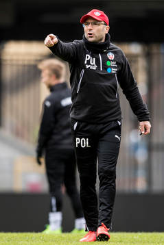 Tränare Per-Ola Ljung
