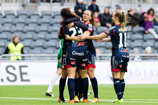 Linköpings Marija Banusic, Jessica Samuelsson och Tove