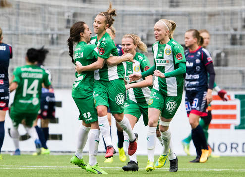 Hammarbys Julia Zigiotti Olme jublar