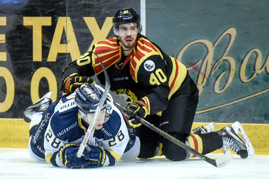 s Anton Bengtsson och Brynäs Jesper Jensen