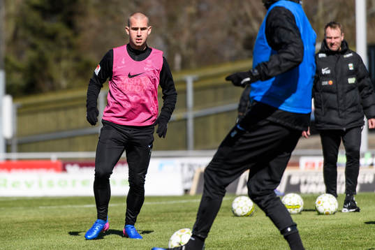 Varbergs Sebastian Starke Hedlund före fotbollsmatchen i