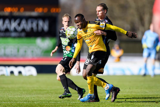 Frejs Nsima Peter och Varbergs Eric Nilsson
