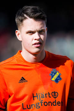 s målvakt Oscar Linnér