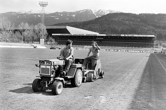 870422 Fotboll, Uefacupen, semifinal, Swarovski Tirol - IFK