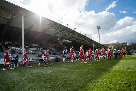 Bläddra bland fler bilder av Fotboll, Division 1 Södra, Landskrona - Assyriska