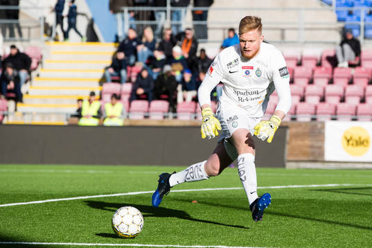 AFC Eskilstunas målvakt Tim Erlandsson