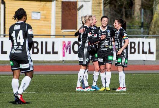 Piteås Lotta Ökvist, Elin Bragnum, Hanna Pettersson och