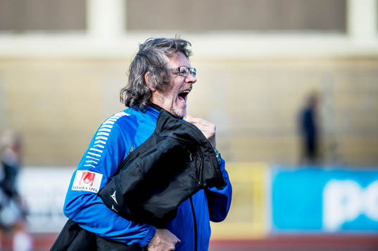 LB07s tränare Sven Sjunnesson deppar