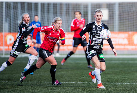 LB07s Mia Persson mot Emelie Erlandsson