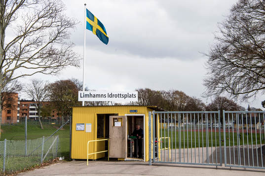Limhamns IP innan fotbollsmatchen i Damallsvenskan mellan