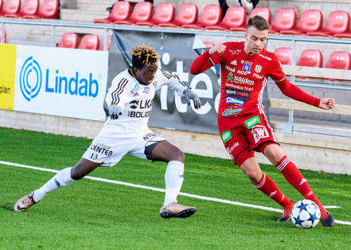 Bläddra bland fler bilder av Fotboll, Division 2 Norrland, Piteå - Gällivare/Malmberget 