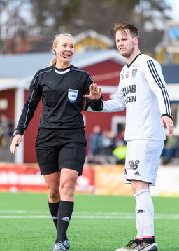 Domare Tess Olofsson