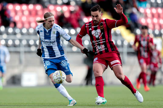 IFK Göteborgs Elias Mar Omarsson och Östersunds Sotirios