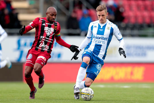 IFK Göteborgs Sören Rieks och Östersunds Fouad Bachirou