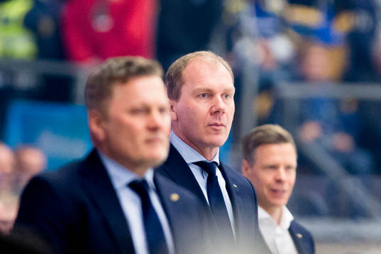 s assisterande tränare Stephan Lundh, tränare Johan